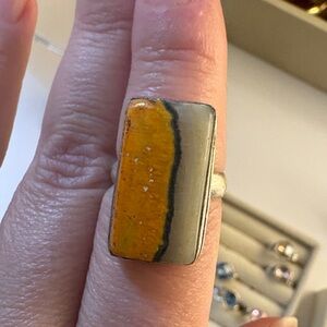 Silvertone Stone Ring